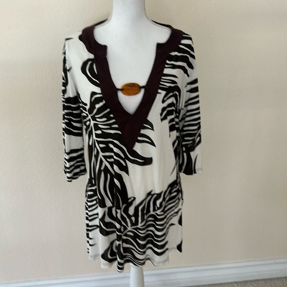 Club z collection Leaf Swimsuit Coverup - Picture 1 of 4